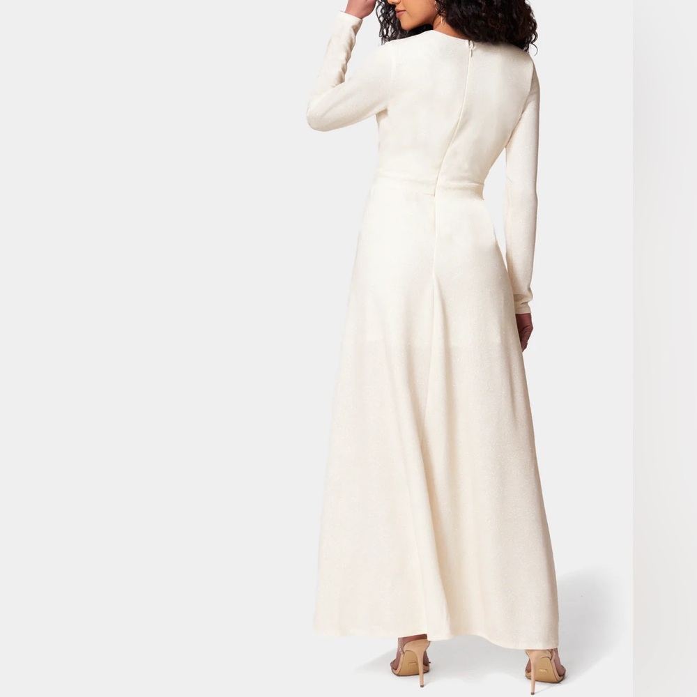 bebe Cream Long Sleeve Dress - Picture 3 of 10